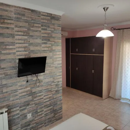 Apartamento Filoxenia Petrití